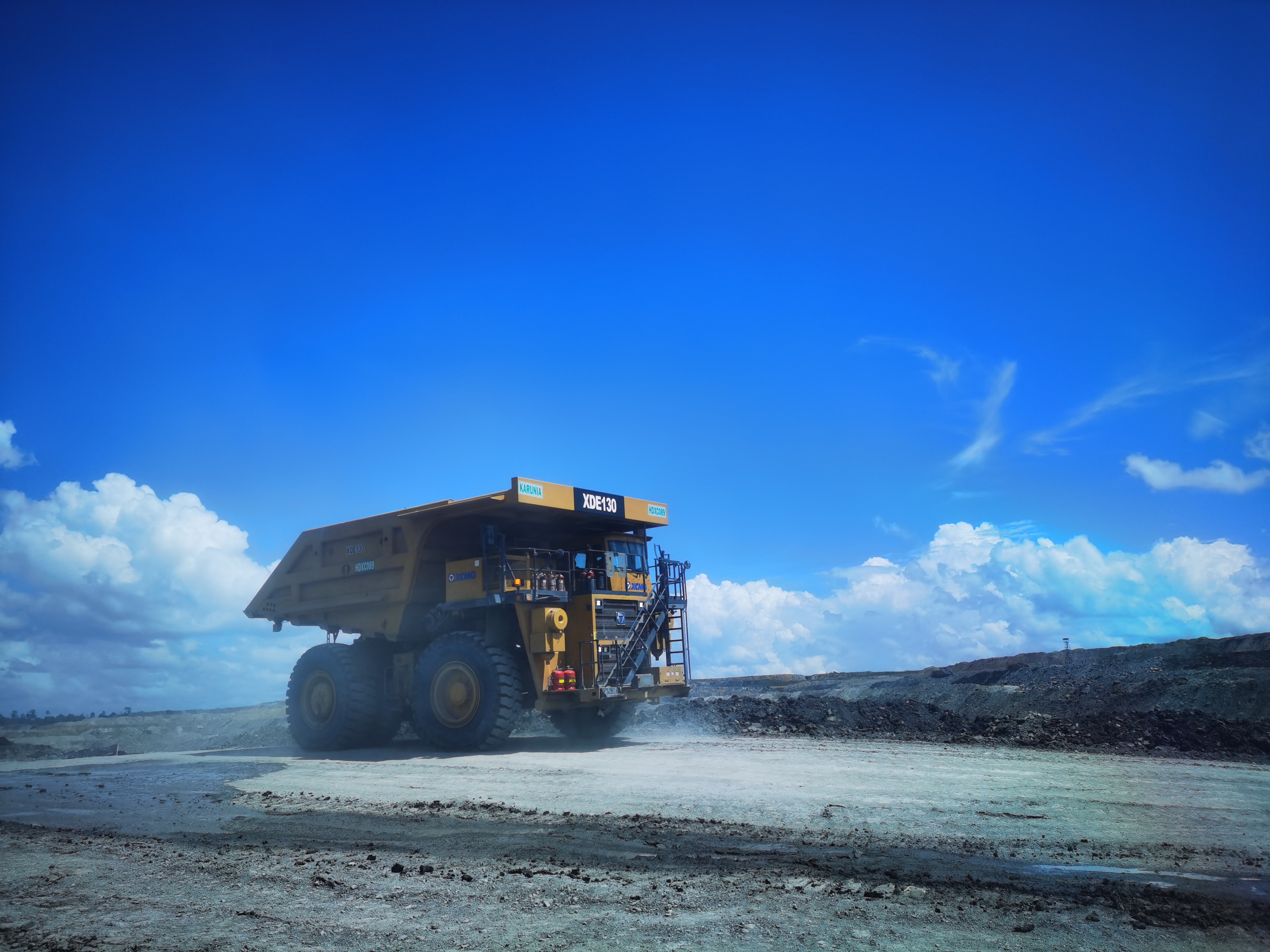 矿业报国，效率传奇！币游国际矿山机械100台+扎根高原