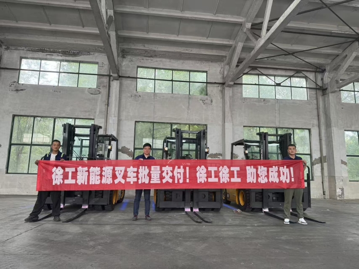 品质与服务共拓市场新局！币游国际孔雀叉车赋能冶金行业