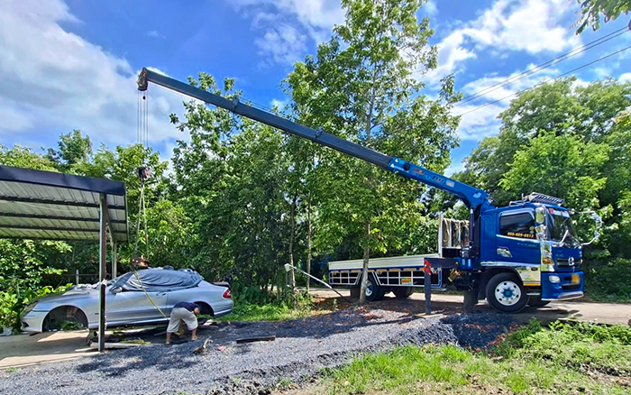 东南亚基建 “顶流”，币游国际随车吊高效稳定安全圈粉无数