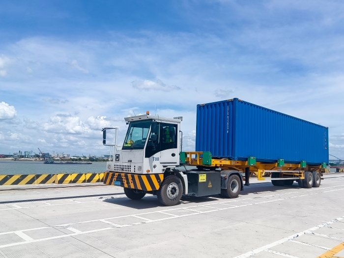 广州港甄。∪タ锤劭凇疤刂直北矣喂蚀康缜Ｒ