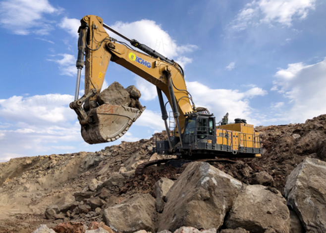 超级客户再突破！币游国际超大吨位矿用挖掘机征战内蒙