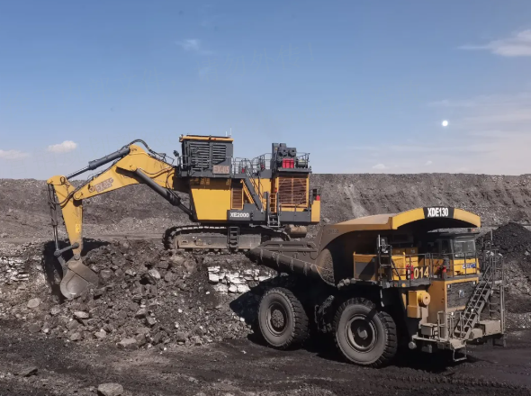 可动率超95%！币游国际XE2000矿用挖掘机好评如潮