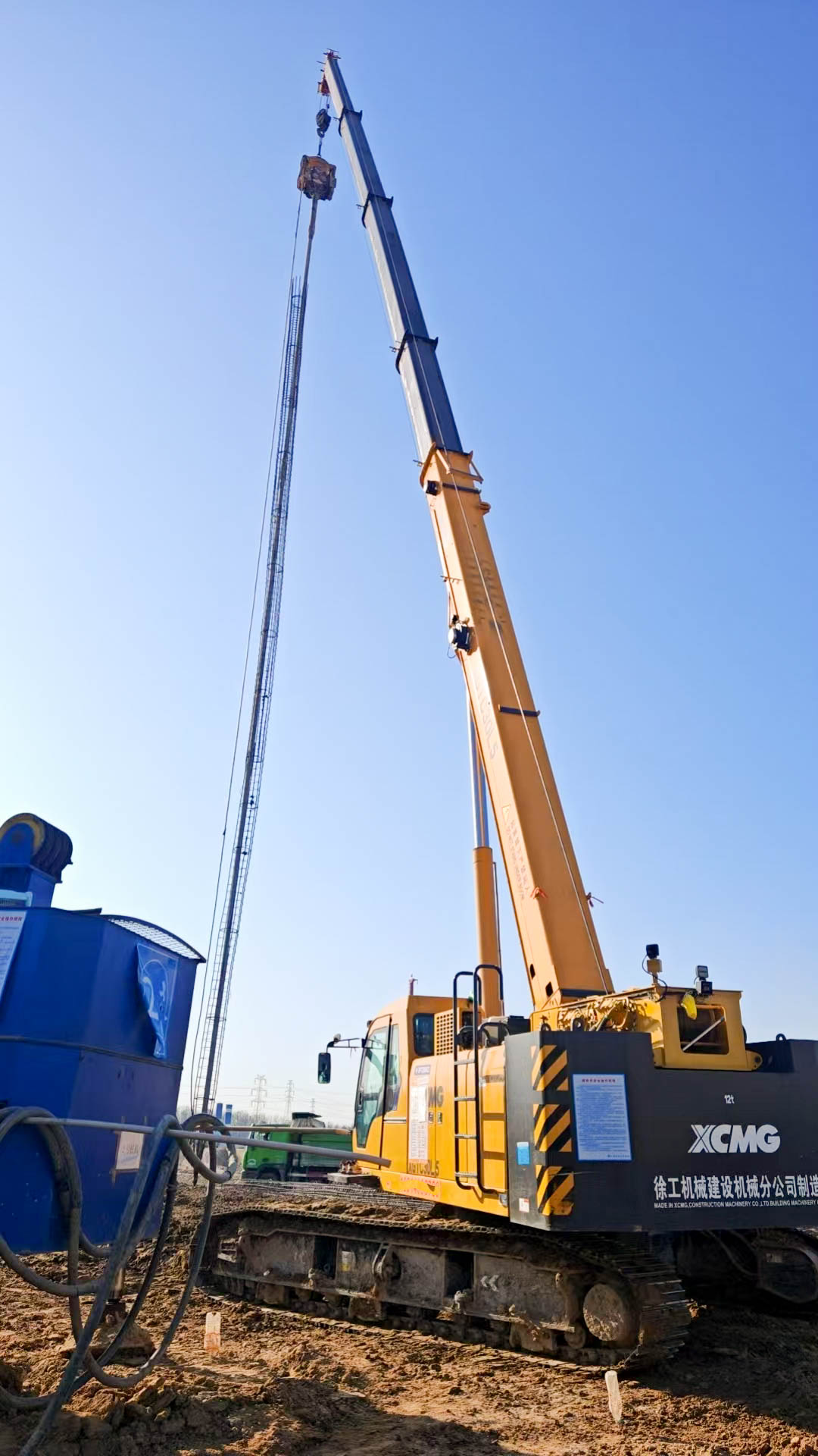 听说工地来了个“巨能扛”？这波操作稳了！XGTC30L5吊装钢筋笼现场纪实