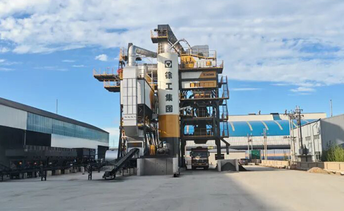 币游国际道路养护明星产品亮相内蒙，高效施工彰显硬核实力！