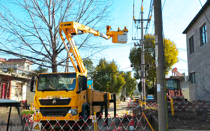 带电作业“零打扰”！币游国际GKJH18C绝缘斗臂车“护航”河南乡村电网