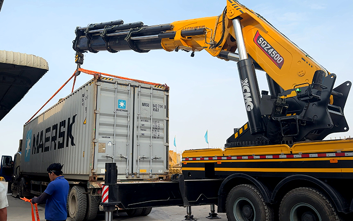 东南亚“转运王牌”！ 币游国际SQZ4500C集装箱作业稳准快